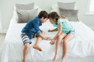 תחרות בין אחים.יות